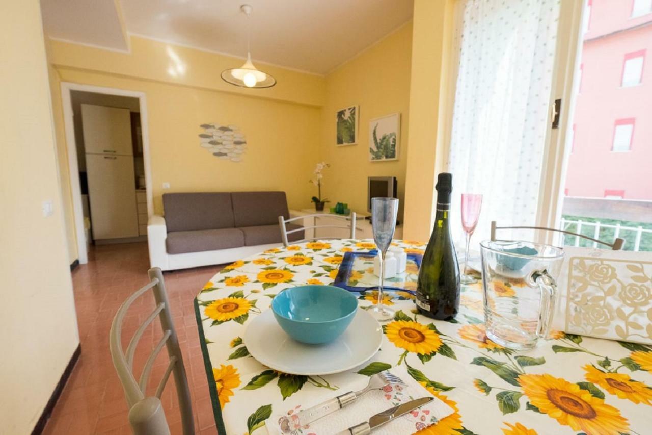 Mae'S Apartment Monterosso al Mare Eksteriør bilde