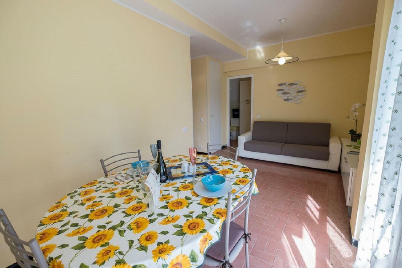 Mae'S Apartment Monterosso al Mare Eksteriør bilde